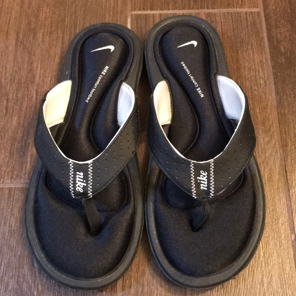 Nike Comfort Footbed Memory Foam Flip Flop Sandals